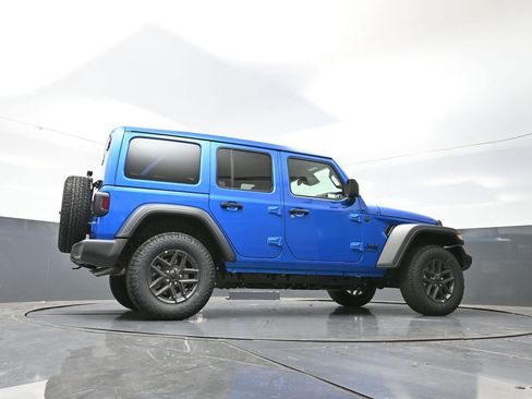 New 2026 Jeep Wrangler Sport S image 36