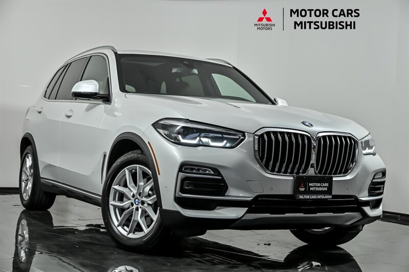 Used 2021 BMW X5 xDrive40i w/ Convenience Package AWD/4WD image 1