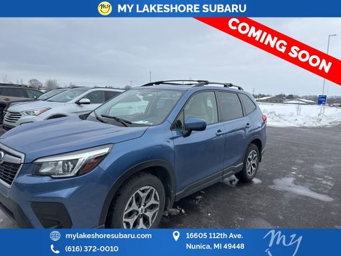 Used 2020 Subaru Forester Premium image 3
