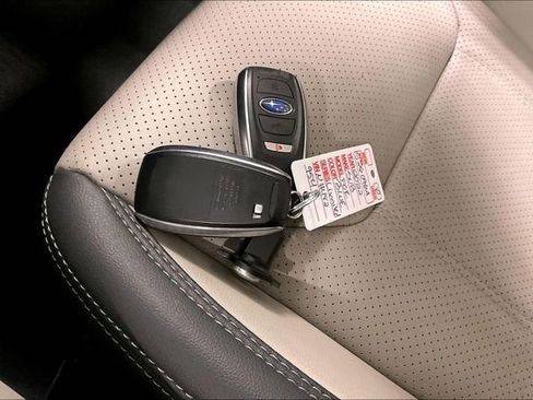 Used 2022 Subaru Forester Limited image 11