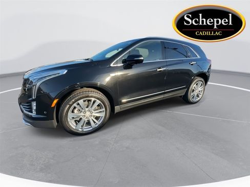 Certified 2025 Cadillac XT5 Premium Luxury w/ Technology Package AWD/4WD image 4