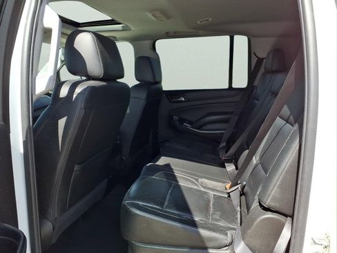 Used 2020 Chevrolet Suburban LT AWD/4WD image 13