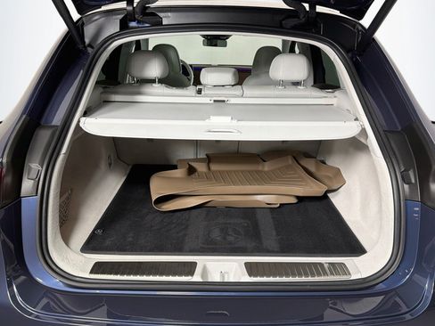 Certified 2023 Mercedes-Benz EQE 350+ SUV image 23