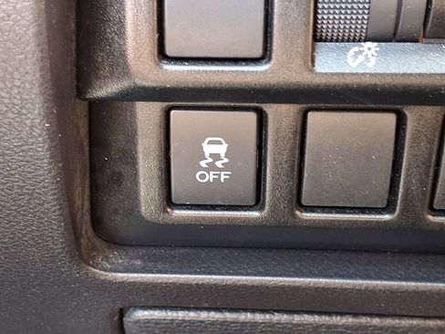 Used 2022 Subaru Impreza 2.0i AWD/4WD image 25