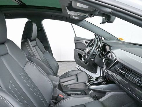 Certified 2023 Audi Q4 e-tron Prestige w/ Black Optic Package image 23