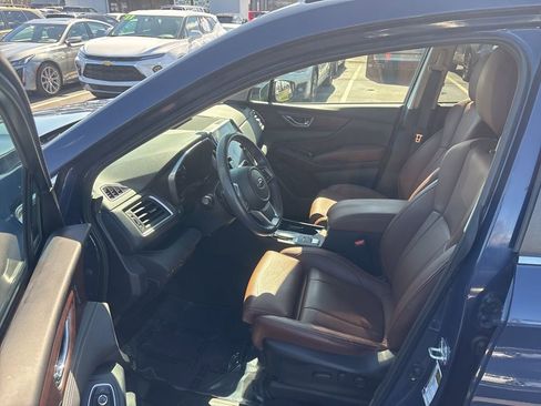 Used 2023 Subaru Ascent Touring image 8