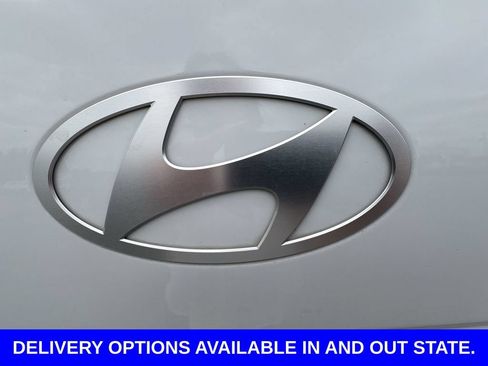 Used 2025 Hyundai Santa Fe SEL FWD image 31