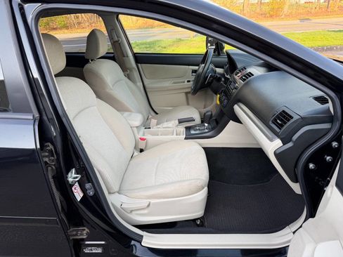 Used 2014 Subaru Crosstrek 2.0i Premium w/ Moonroof Package image 31