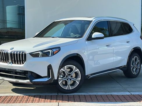 Used 2026 BMW X1 xDrive28i w/ Technology Package AWD/4WD image 1