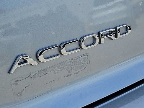 Used 2025 Honda Accord LX image 29