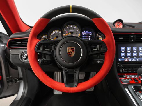 Certified 2018 Porsche 911 GT2 RS RWD image 68