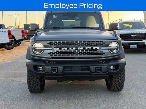 New 2025 Ford Bronco Badlands AWD/4WD image 2
