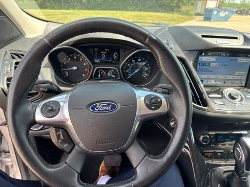Used 2016 Ford Escape Titanium w/ Equipment Group 301A FWD image 17
