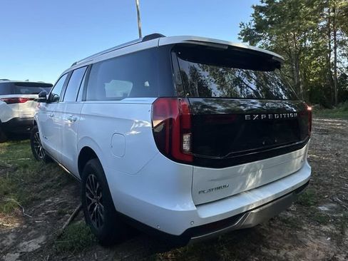 Used 2025 Ford Expedition Max Platinum AWD/4WD image 6