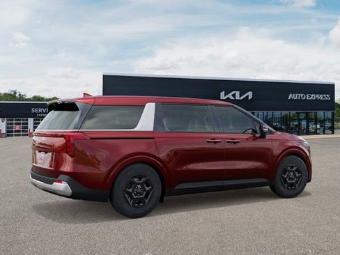 New 2026 Kia Carnival FWD image 6