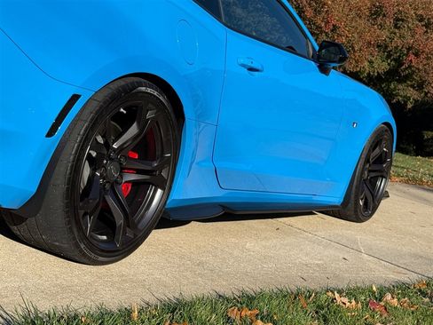 Used 2022 Chevrolet Camaro SS image 27