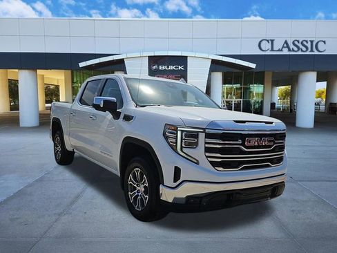 Used 2025 GMC Sierra 1500 SLT image 1