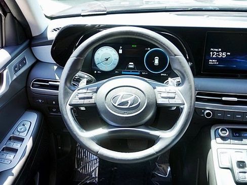 Used 2024 Hyundai Palisade SEL FWD image 31