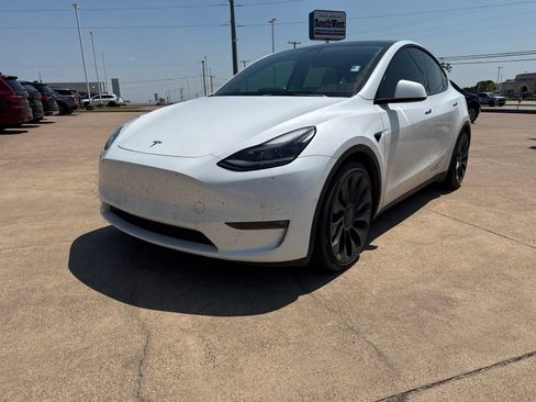 Used 2021 Tesla Model Y Performance AWD/4WD image 3