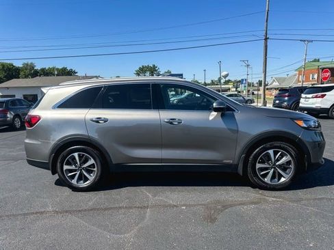 Used 2019 Kia Sorento EX AWD/4WD image 9