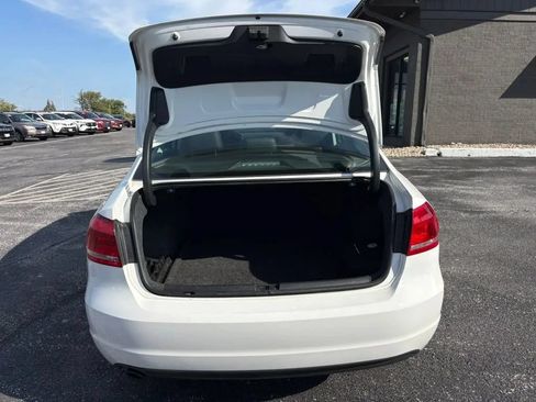 Used 2015 Volkswagen Passat 1.8T Sport FWD image 10