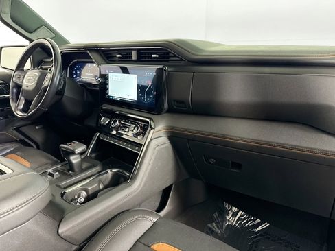Used 2022 GMC Sierra 1500 AT4 w/ AT4 Premium Package image 37