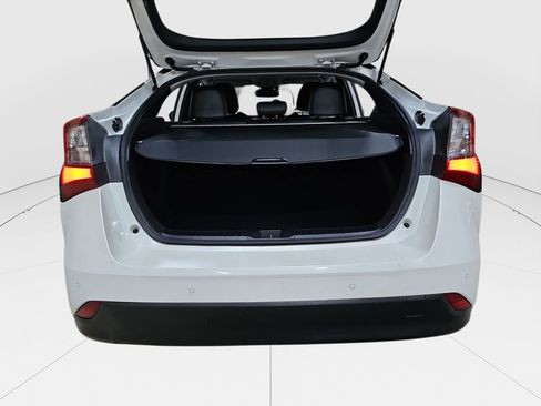 Certified 2020 Toyota Prius Limited image 22