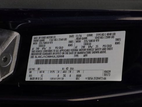 Used 2017 Lincoln MKC Premiere image 25