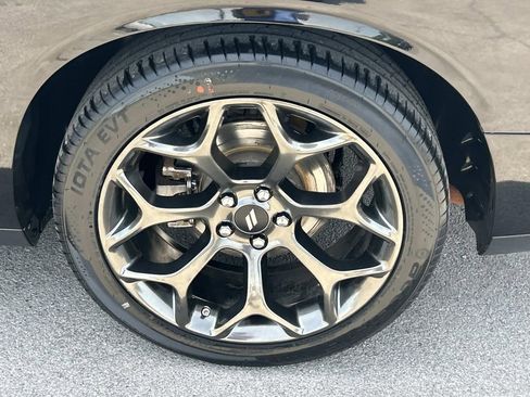 Used 2022 Dodge Challenger GT RWD image 13