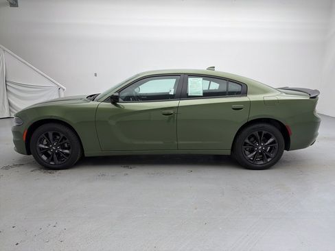 Used 2023 Dodge Charger SXT w/ Blacktop Package image 8