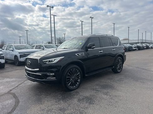 Used 2024 INFINITI QX80 Sensory image 7
