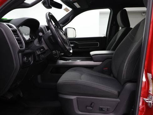 Used 2021 RAM 2500 Big Horn w/ Night Edition AWD/4WD image 8