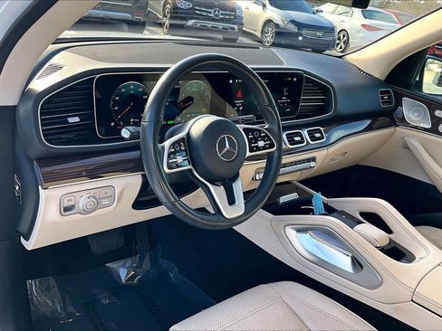 Used 2021 Mercedes-Benz GLE 450 4MATIC image 17