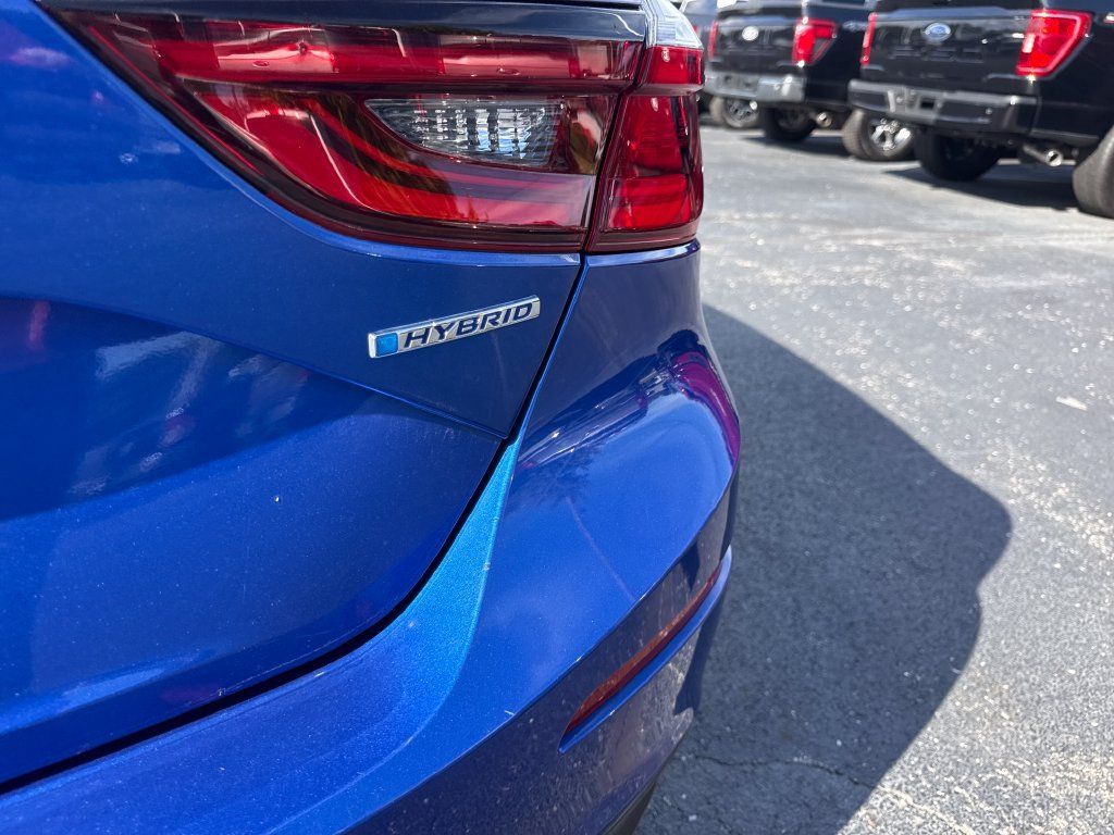 Used 2019 Honda Insight LX image 9