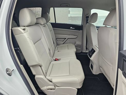 Used 2023 Volkswagen Atlas SE AWD/4WD image 47
