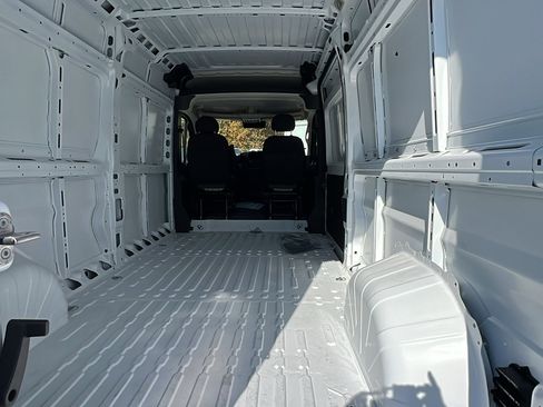 Used 2025 RAM ProMaster 2500 w/ Storage Group image 13