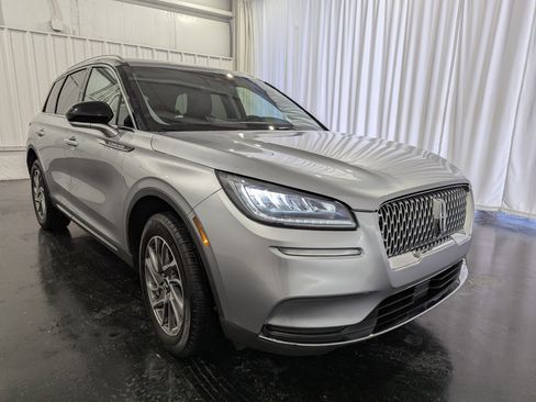 Used 2022 Lincoln Corsair AWD w/ Equipment Group 101A image 5