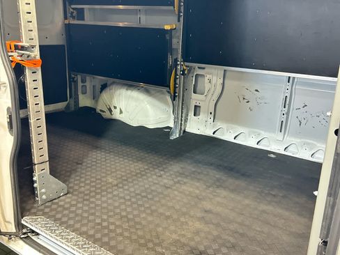 Used 2023 RAM ProMaster 2500 FWD image 4
