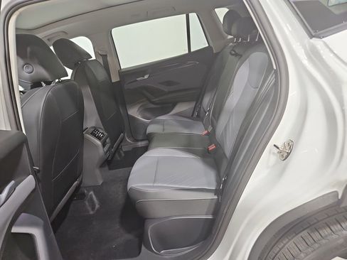New 2026 Volkswagen Tiguan SE AWD/4WD image 23