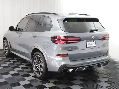 Used 2026 BMW X5 xDrive40i w/ M Sport Package AWD/4WD image 16