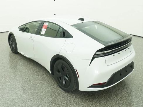 New 2026 Toyota Prius SE image 76