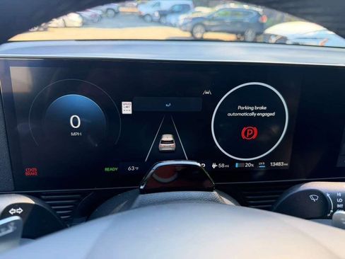 Certified 2025 Hyundai Ioniq 5 SE RWD image 26