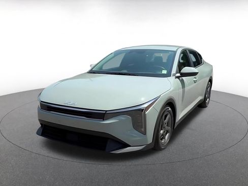 Used 2025 Kia K4 FWD image 7