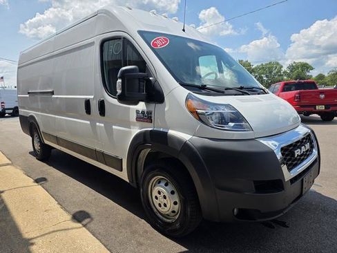 Used 2021 RAM ProMaster 3500 w/ Premium Appearance Group FWD image 2