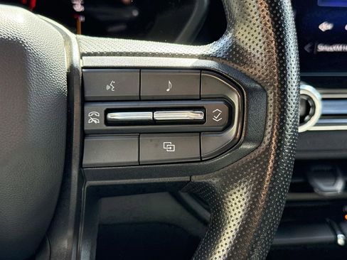 Used 2023 Chevrolet Colorado W/T image 31