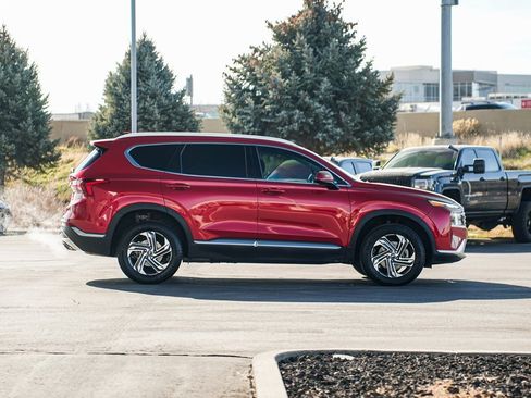 Used 2022 Hyundai Santa Fe SEL w/ Cargo Package image 4