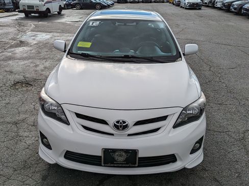 Used 2012 Toyota Corolla S image 2