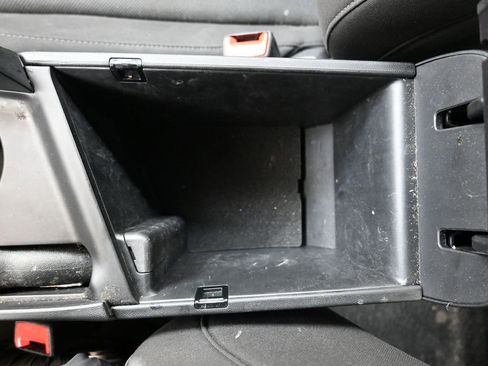 Certified 2025 Hyundai Elantra SE image 36