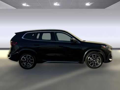 Certified 2025 BMW X1 xDrive28i image 7