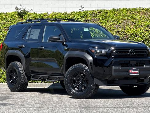 New 2026 Toyota 4Runner SR5 AWD/4WD image 2